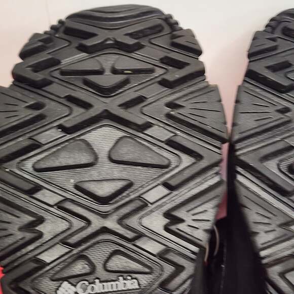 Columbia Bugaboot II Omni-Heat Waterproof Insulated Winter Boots main image 10